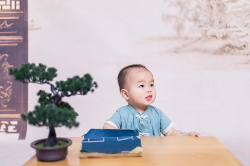 诸城宝宝喊肚子疼怎么回事